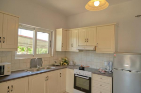 Morfis Getaway Apartment by 